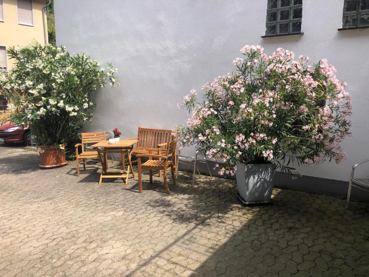 Schoene Ferienwohnung Gewoelbekeller Fachwerkhaus 巴哈拉赫 外观 照片