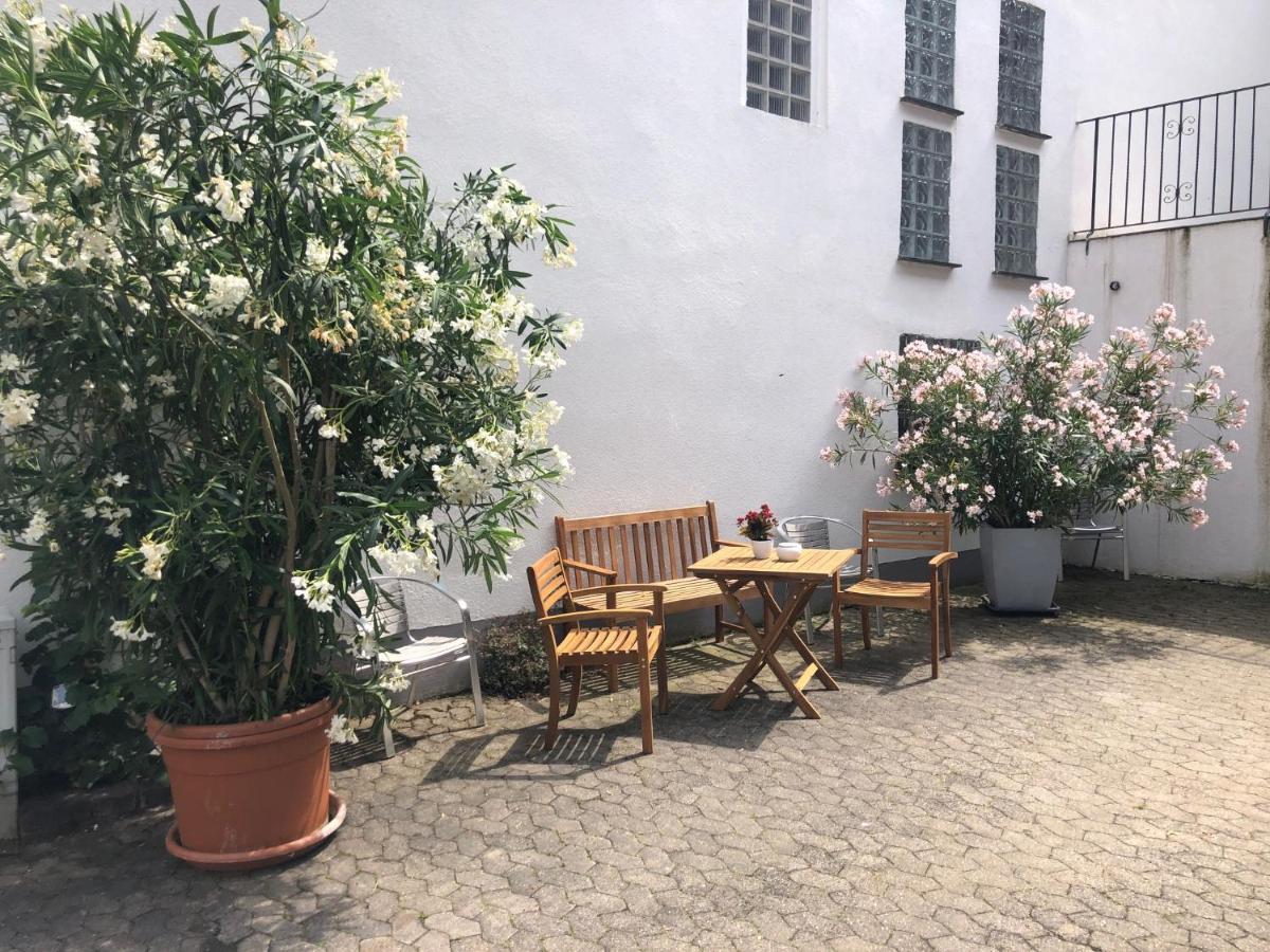 Schoene Ferienwohnung Gewoelbekeller Fachwerkhaus 巴哈拉赫 外观 照片